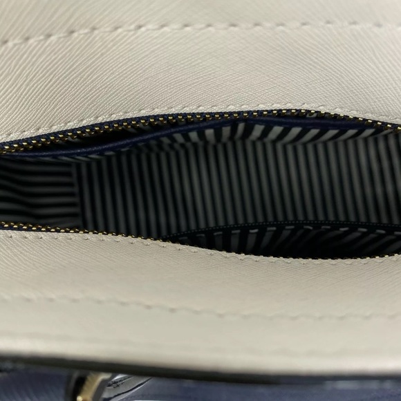 Kate Spade Large Cedar Street Hayden Prickly Pear Purse. -Used- - Picture 6 of 10